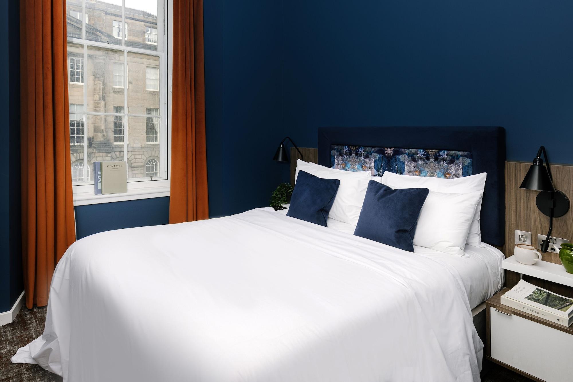 Native Aparthotel 4*